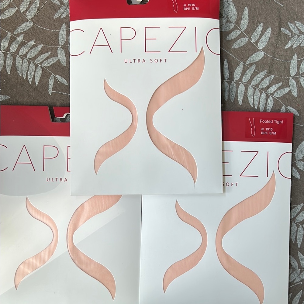 Capezio Ultra Soft Footed Tights in Ballet Pink S/M
